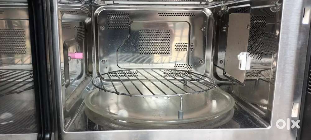 BRAND NEW CONDITION LG ALL IN ONE CONVECTION OVEN