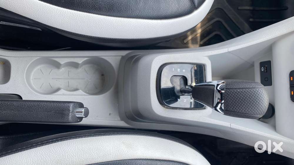 Tata Tiago 1.2 Revotron Xta, 2025, Petrol
