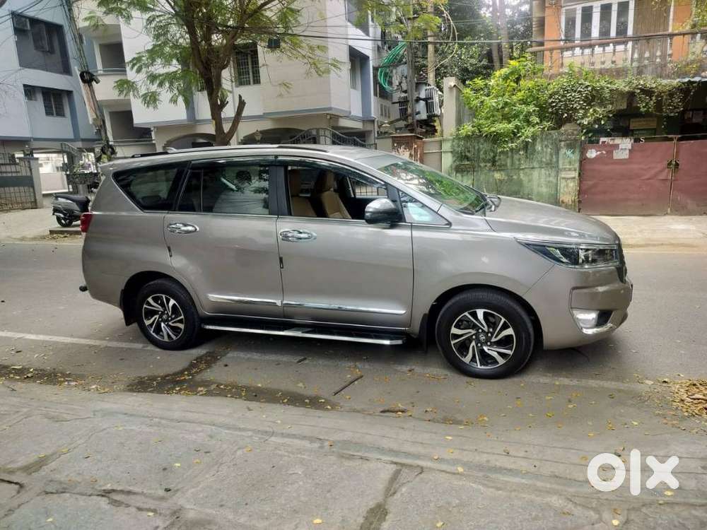 Toyota Innova Crysta 2.4 V, 2023, Diesel