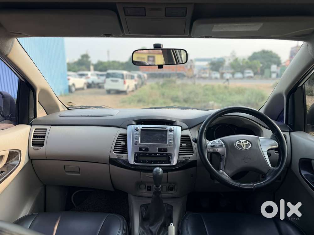 Toyota Innova 2.5 Z Diesel 7 Seater, 2014, Diesel
