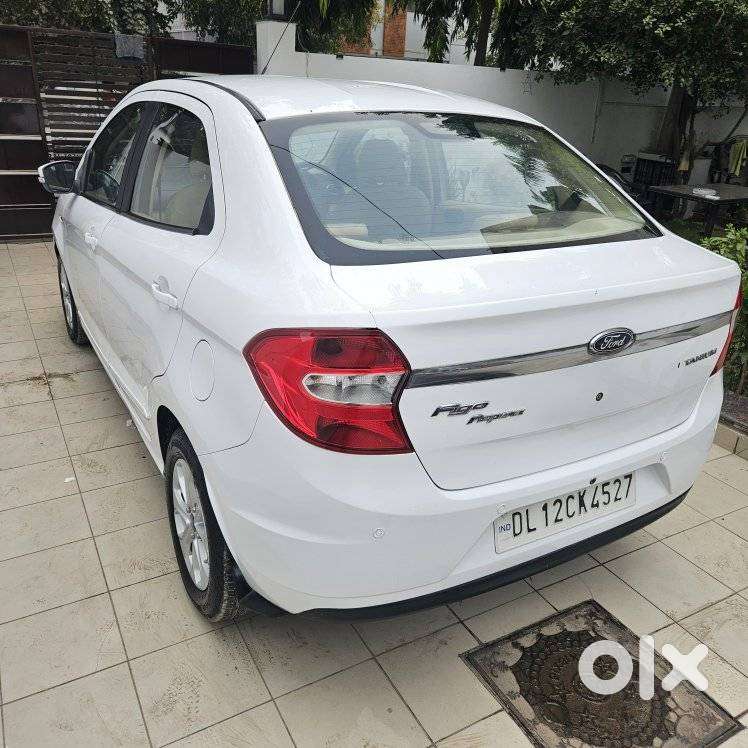 Ford Aspire Titatinium Blu Ti-vct, 2016, Petrol