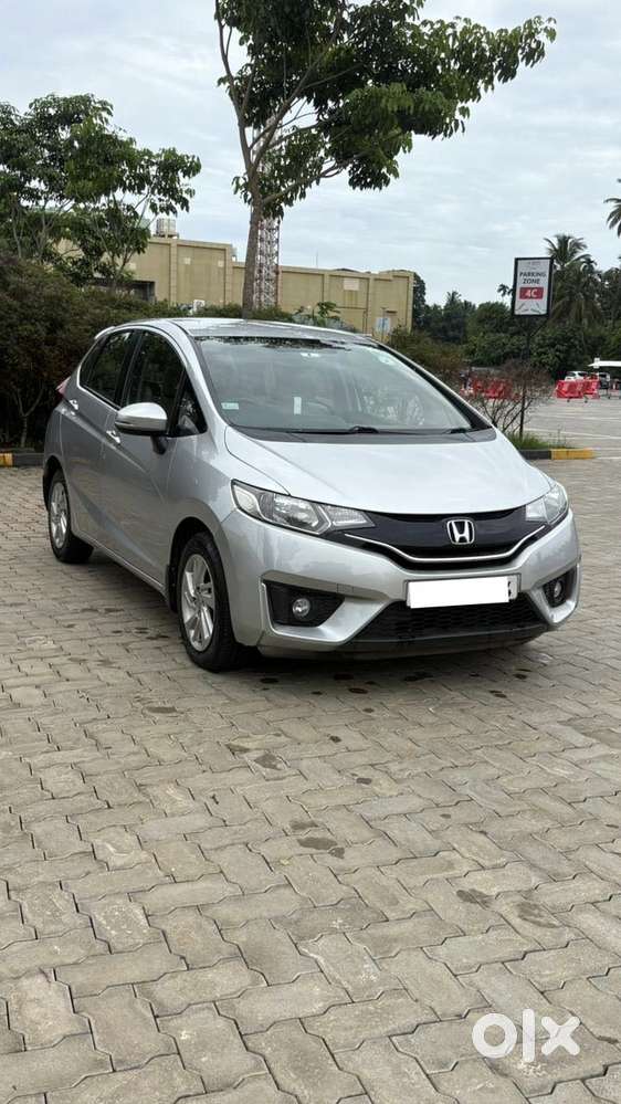 Honda Jazz V Automatic, 2017, Petrol