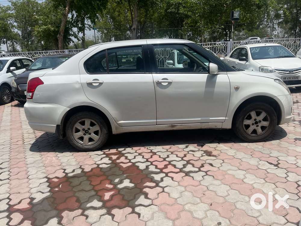 Maruti Suzuki Swift Dzire 1.2 Zxi, 2012, Petrol