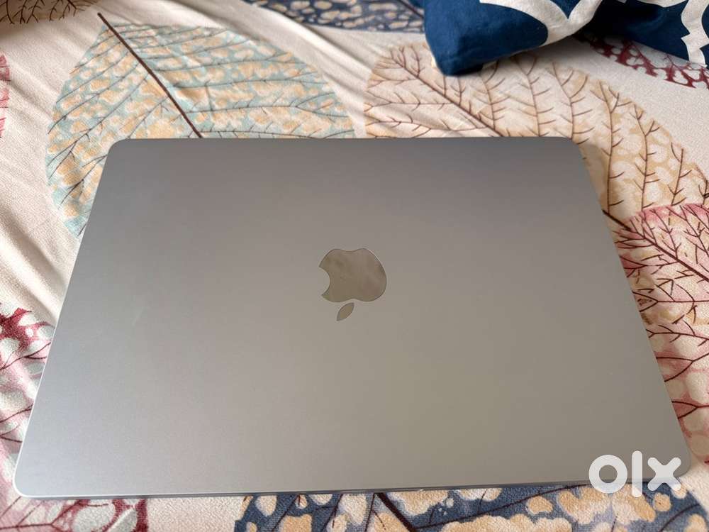 Macbook M4 (16/256)