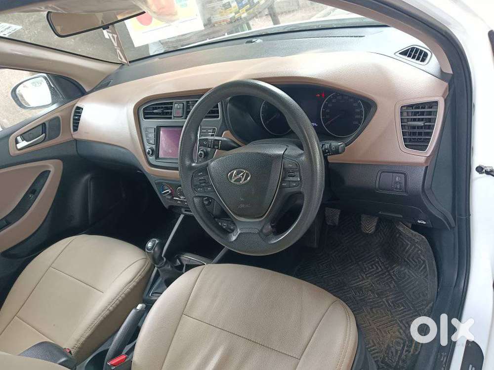 Hyundai Elite I20 Sportz (o) 1.2, 2019, Petrol