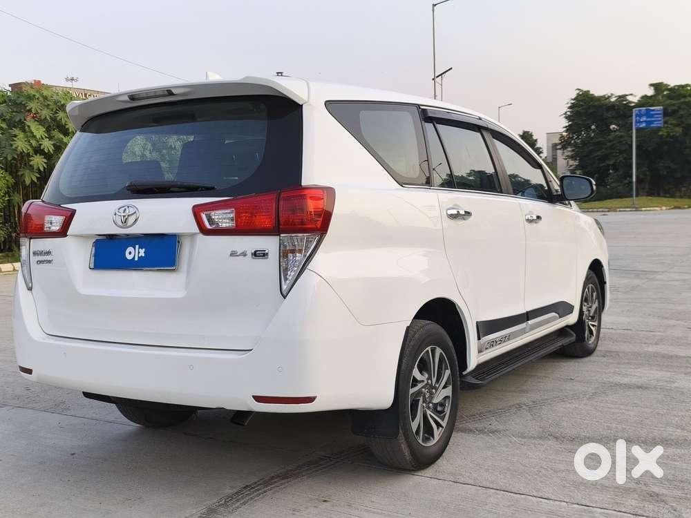Toyota Innova Crysta 2.4 G Mt, 2022, Diesel