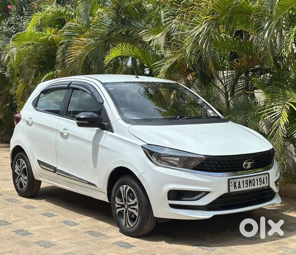 Tata Tiago 1.2 Revotron Xt (o), 2024, Petrol