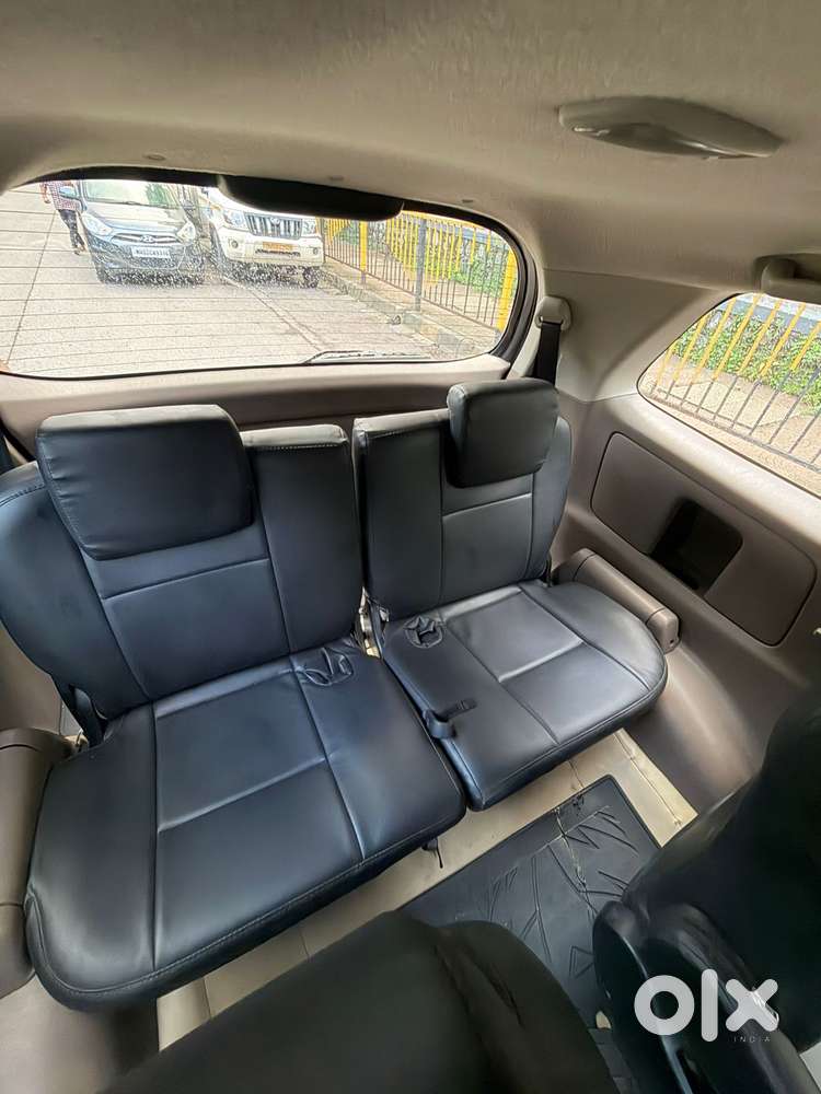 Toyota Innova [ ] 2.5 V Diesel 7 Str, 2015, Diesel