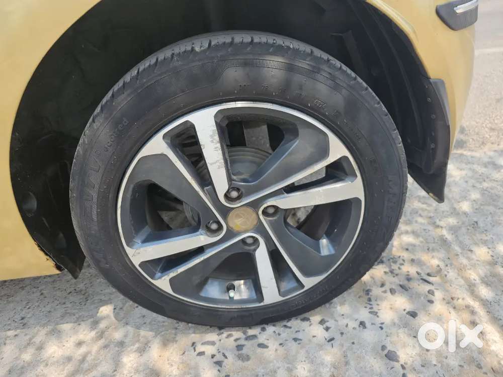 Tata Altroz 2020 Petrol Well Maintained