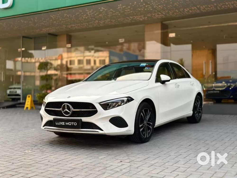 Mercedes-benz A-class Limousine 200, 2023, Petrol