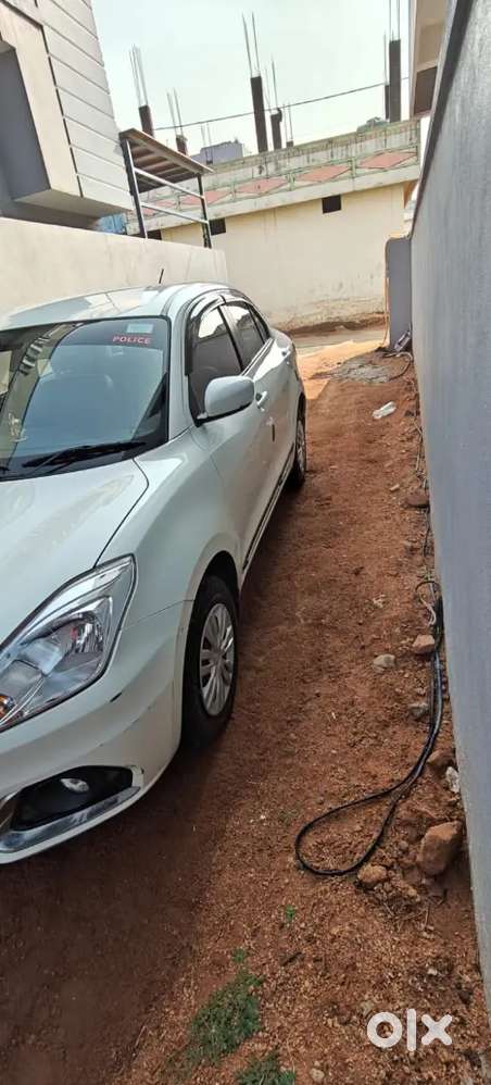 Maruti Suzuki Dzire 2023 Petrol 32000 Km Driven