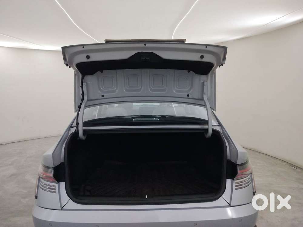 Hyundai Verna 1.5 Sx Petrol Mt, 2024, Petrol