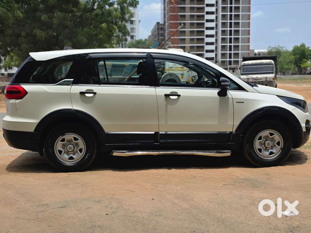 Tata Hexa 2.2 Xe 4x2 7 Str, 2017, Diesel