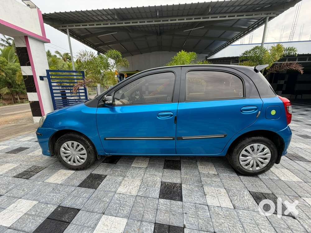 Toyota Etios Liva Petrol 2017