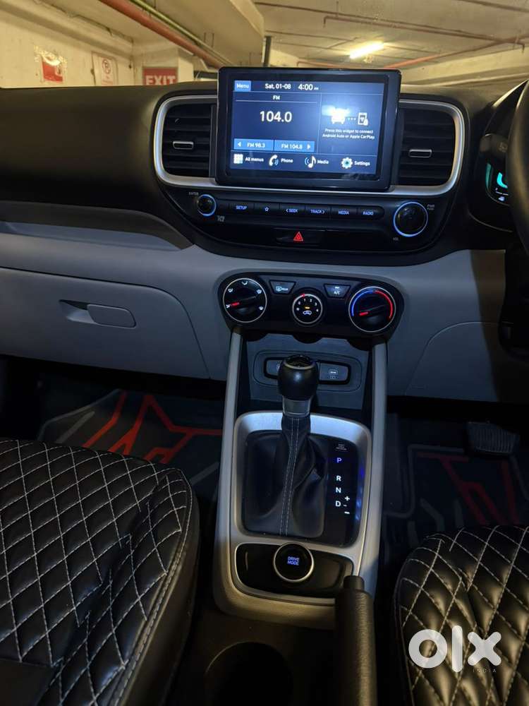 Hyundai Venue 1.0 Sx (o) Turbo Dct, 2023, Petrol