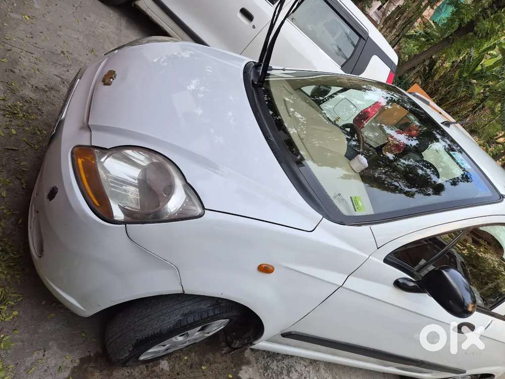 Chevrolet Spark 2011 Petrol Well Maintained