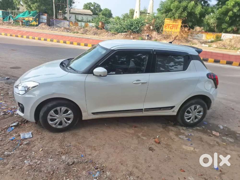 Maruti Suzuki Swift 2021 Petrol 49700 Km Driven