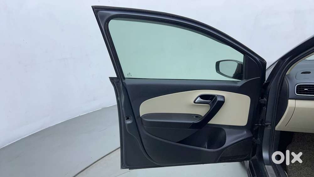 Volkswagen Vento 1.6 Highline, 2021, Petrol