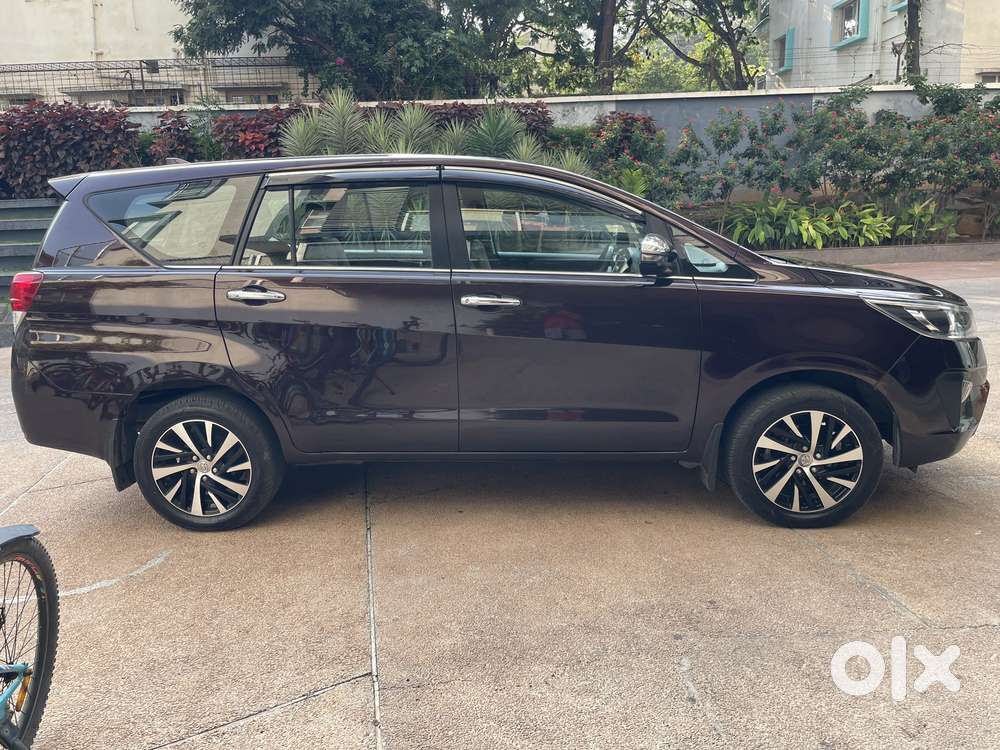 Toyota Innova Crysta [2020-ongoing] 2.4 Zx At 7 Str, 2022, Diesel