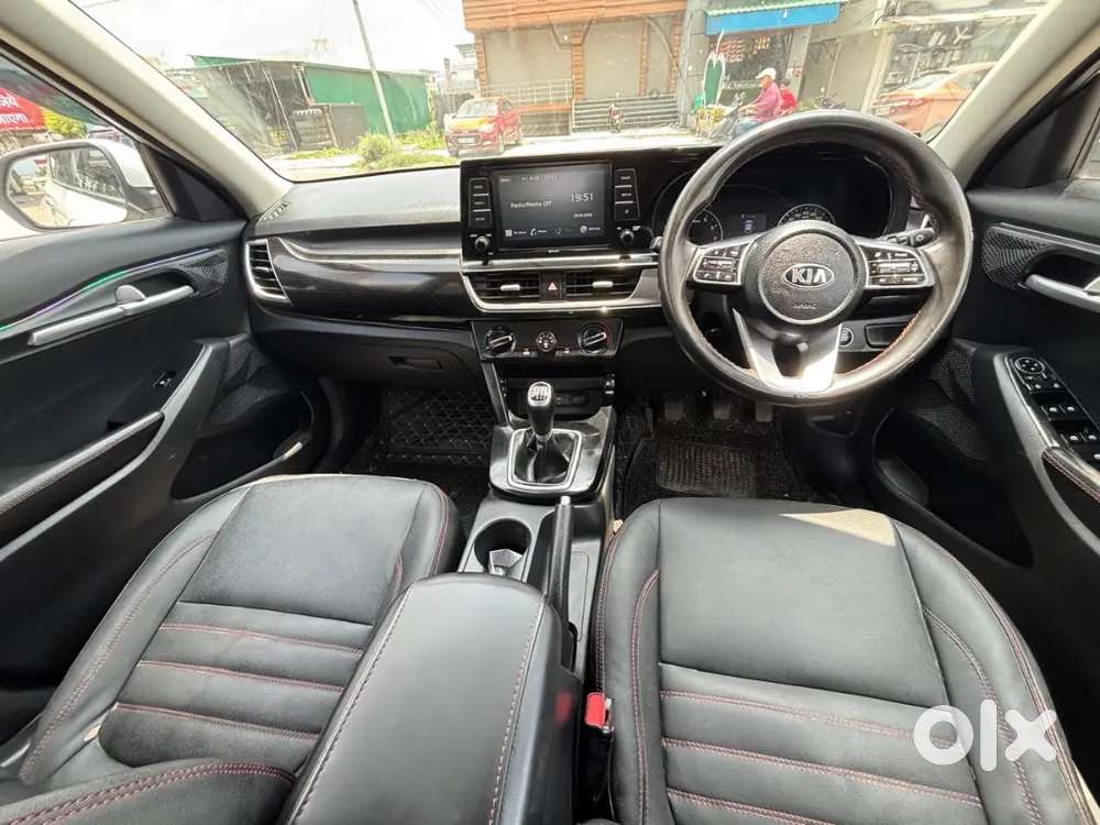 Navy Officer Driven Kia Seltos Petrol 2021 Manual