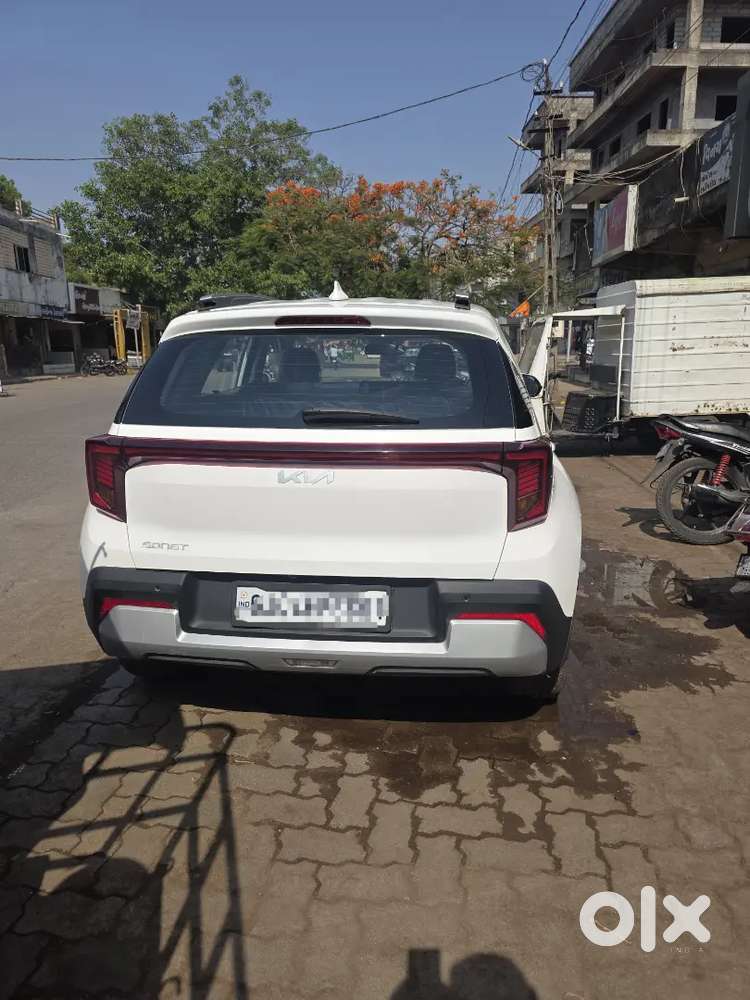 Kia Sonet 2025 Diesel 21000 Km Driven