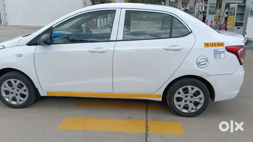 Hyundai Xcent 2017 Diesel 23800 Km Driven