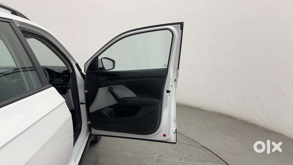 Skoda Kushaq Active 1.0 Tsi Mt, 2022, Petrol