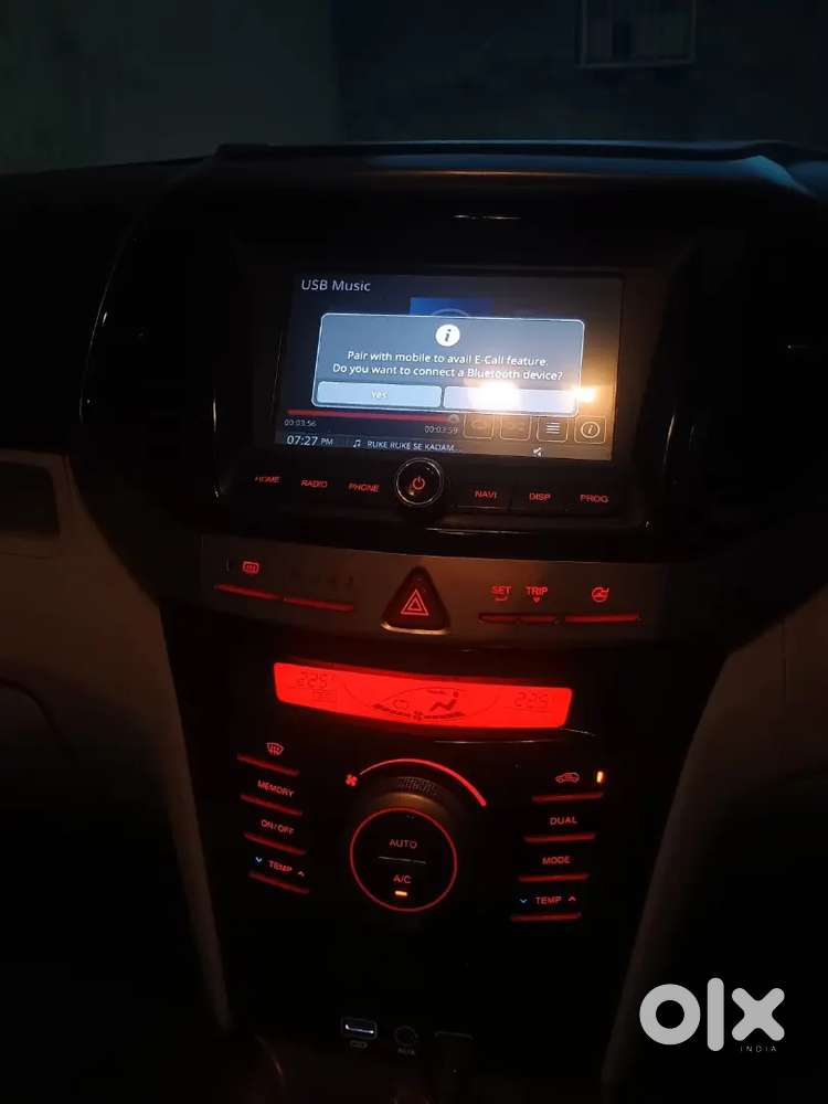 Mahindra Xuv300 2020 Petrol Well Maintained