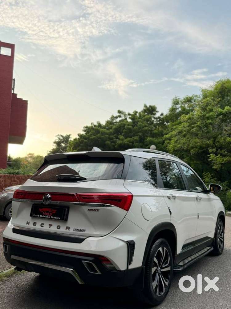 Mg Hector Plus Savvy Pro 1.5 Turbo Petrol Cvt 7 Str, 2024, Petrol