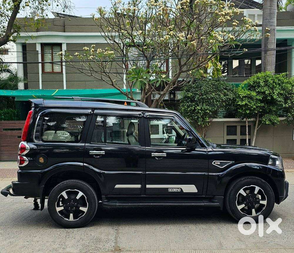 Mahindra Scorpio S11 Mt 7s, 2023, Diesel