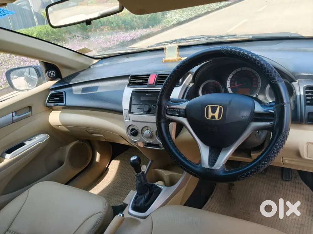 Honda City Zx Petrol 2011,argent Sale Good Condition