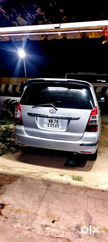 Toyota Innova 2.5 E Diesel Ms 7-seater, 2013, Diesel