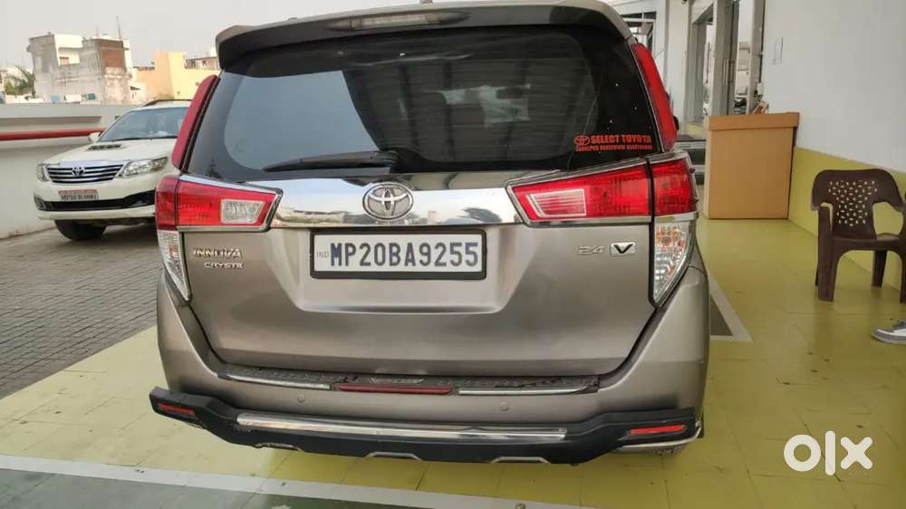 Toyota Innova Crysta 2019