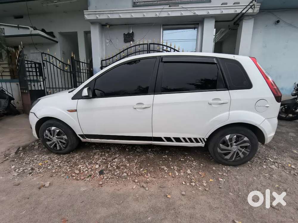 Ford Figo Petrol 2012