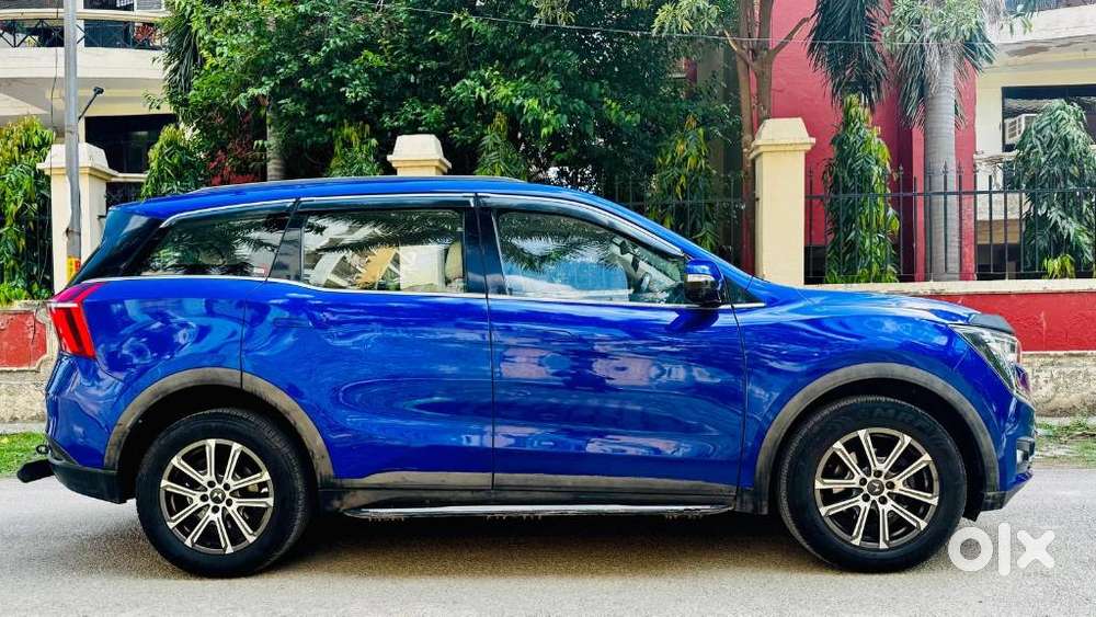 Mahindra Xuv700 2.2 Ax 7 Diesel Mt Luxury Pack Str, 2021, Diesel