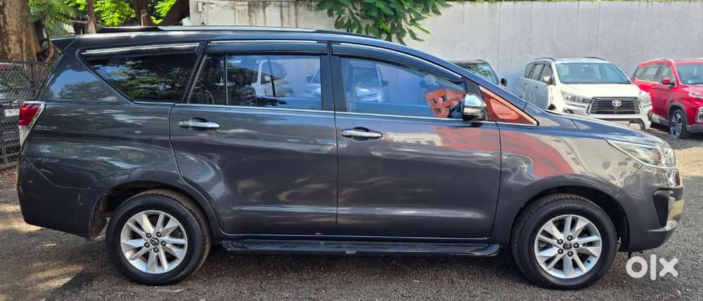 Toyota Innova Crysta 2.4 V, 2017, Diesel