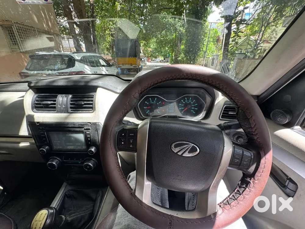 Mahindra Scorpio S10 2014