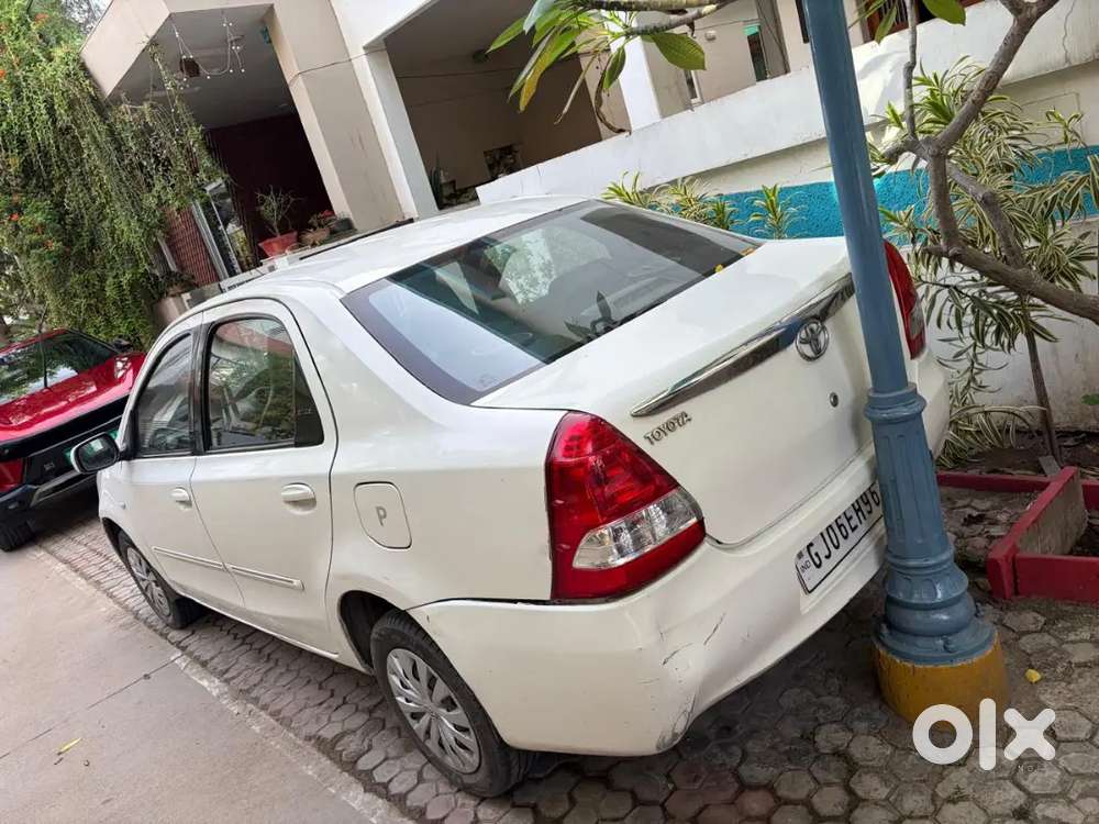 Toyota Etios 2011 Petrol Well Maintained