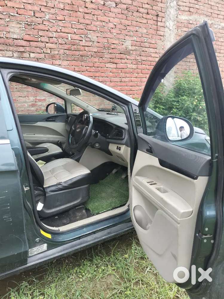 Mahindra Marazzo Diesel 2019