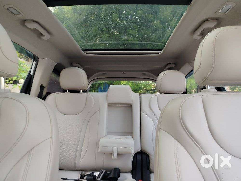 Mahindra Xuv700 2.2 Ax 7 Diesel At Str Awd, 2022, Diesel