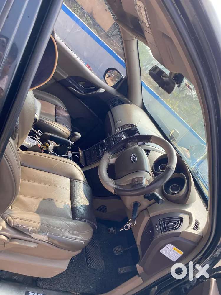 Mahindra Xuv500 2014 Diesel 132000 Km Driven