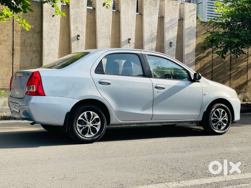 Toyota Etios 2010-2012 Vx, 2011, Cng & Hybrids