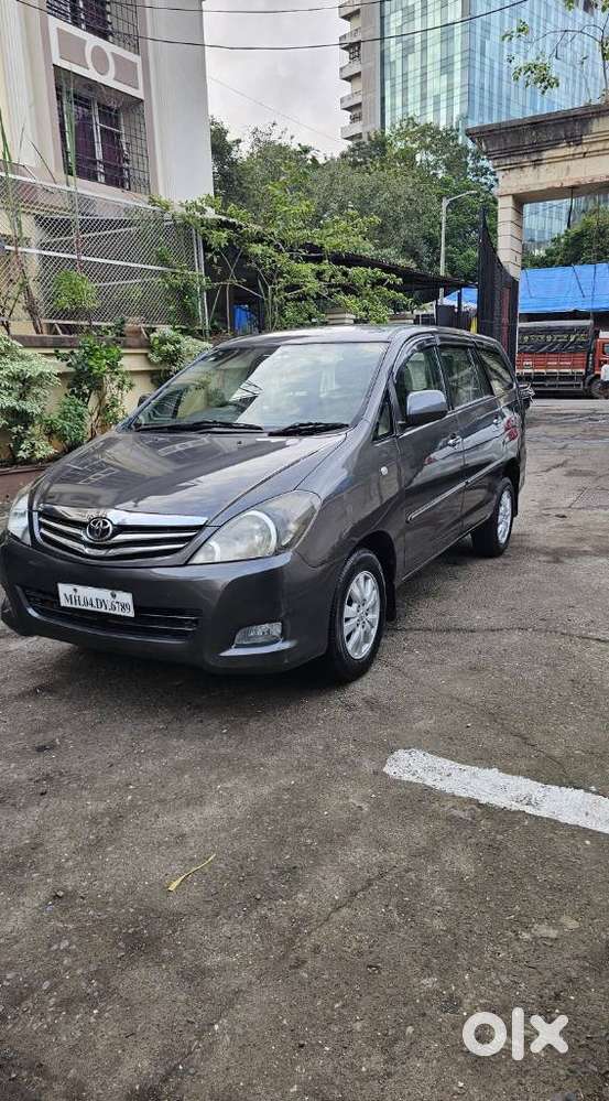 Toyota Innova 2.5 V 7 Str, 2009, Diesel