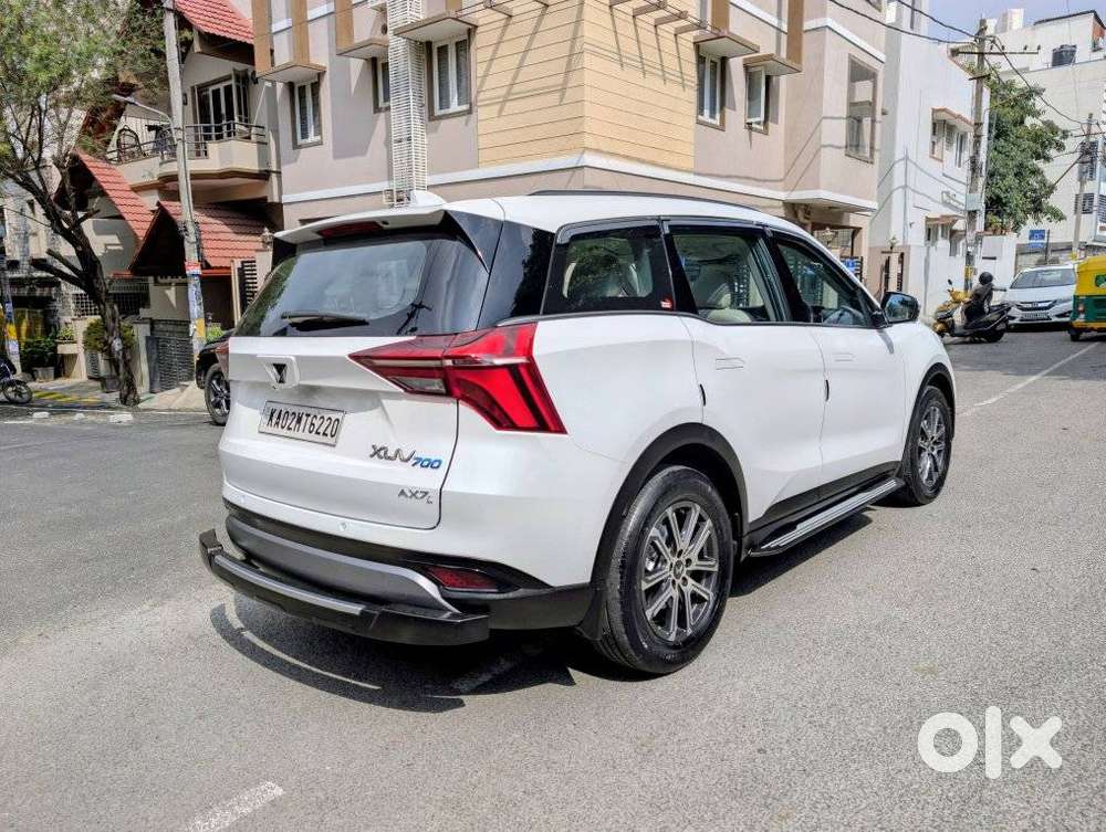 Mahindra Xuv700 2.2 Ax 7 Diesel At Luxury Pack Str Awd, 2023, Diesel