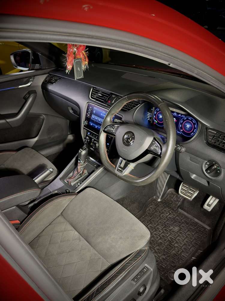 Skoda Octavia 2.0 Rs 245 Tsi, 2020, Petrol