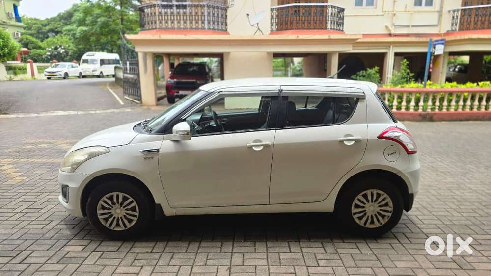 Maruti Suzuki Swift Vxi + Manual, 2018, Petrol
