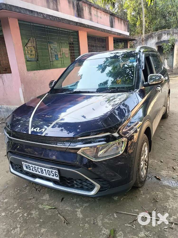 Kia Carens 2024 Petrol 13000 Km Driven Kanshusvbeusbdnksb