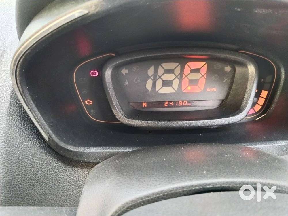 Renault Kwid Rxt Amt Climber (automatic), 2018, Petrol