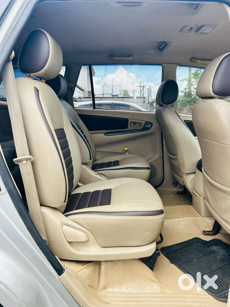 Toyota Innova 2.5 G (diesel) 7 Seater, 2011, Diesel
