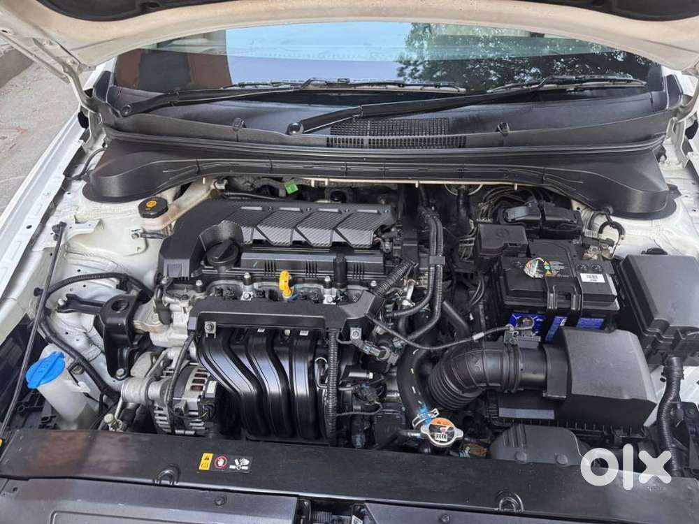 Hyundai Verna 1.5 Sx Petrol Mt, 2023, Petrol